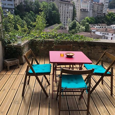 Appartement T2 Avec Terrasse Calme Et Ensoleillee à Saint-Claude Extérieur photo